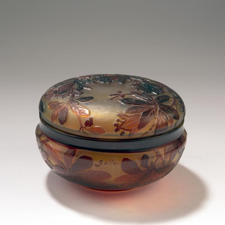 Bild 1 zu Objekt, Deckeldose 'Trompette de Viriginie', 1906-18, Gall&eacute;, Etablissements, Nancy, 141A 76