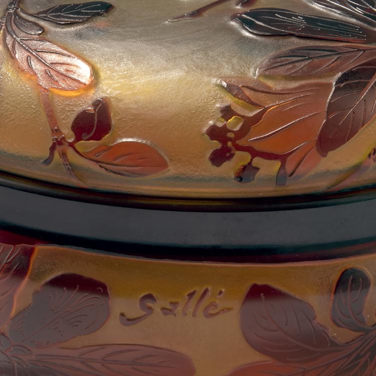 Bild 2 zu Objekt, Deckeldose 'Trompette de Viriginie', 1906-18, Gall&eacute;, Etablissements, Nancy, 141A 76