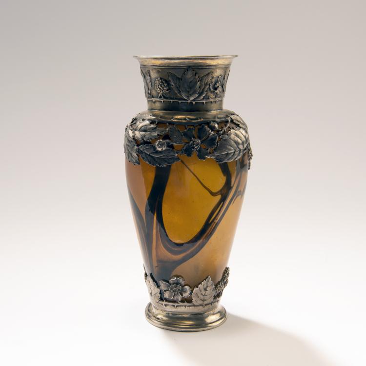 Hauptbild zu Objekt, Vase mit Silbermontierung von Maurice Guerchet, Paris, 1895-96, Gall&eacute;, Emile, Nancy, 141A 38