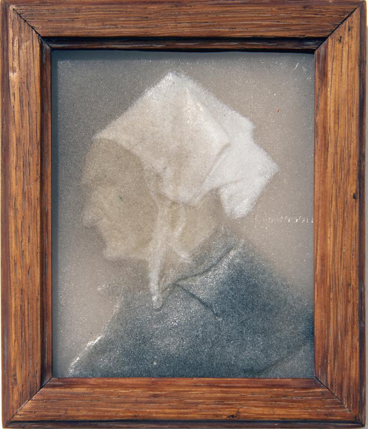 Hauptbild zu Objekt, Plakette 'Vieille Femme en Costume traditionnel', um 1905 , Mayodon, M., 141A 217