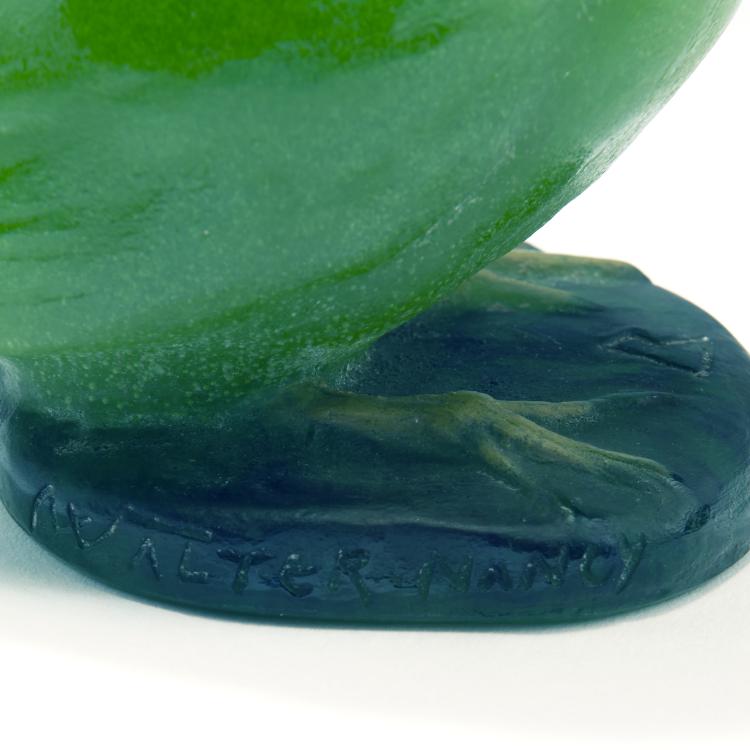 Bild 3 zu Objekt, Briefbeschwerer 'Jeune Moineau', 1920er Jahre, Walter, Amalric, Nancy, 141A 174