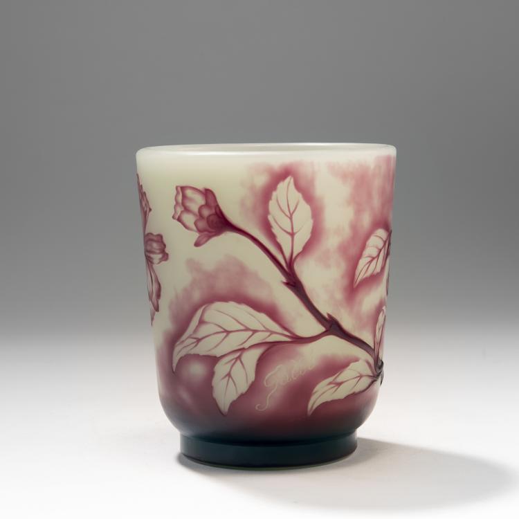 Bild 2 zu Objekt, 'Roses' vase, 1900-10, Thiaucourt, Emile, Paris, 141A 13