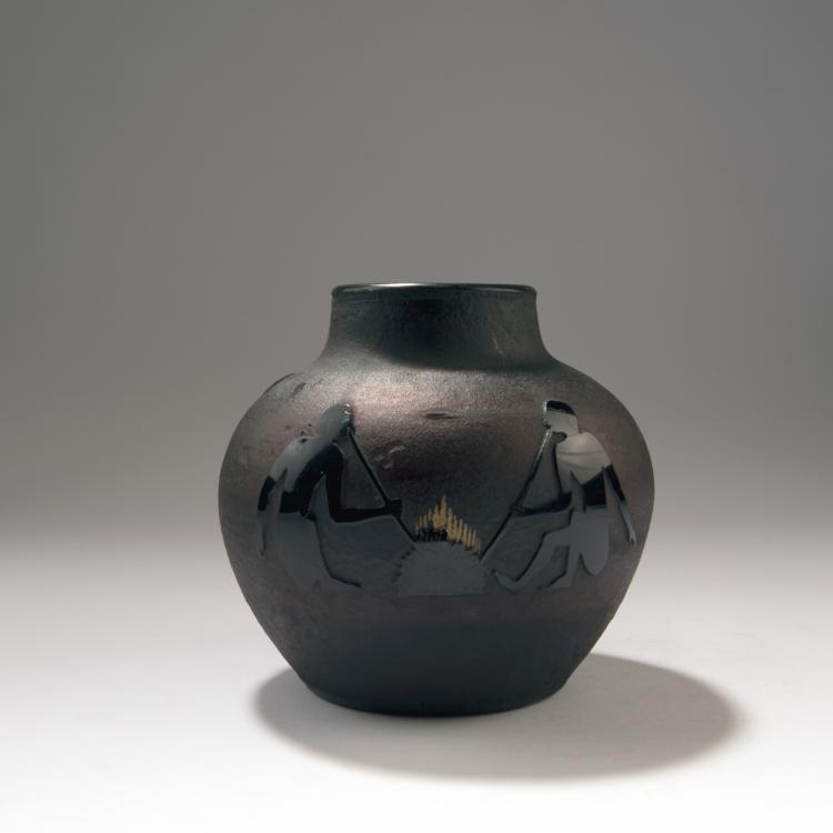 Hauptbild zu Objekt, 'Souffleurs de Verre' vase, 1892, Daum Fr&egrave;res, Nancy, 141C 395