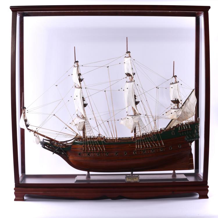 Hauptbild zu Objekt, Schiffsmodell Dreimast-Galeone 'Batavia', 141A 258