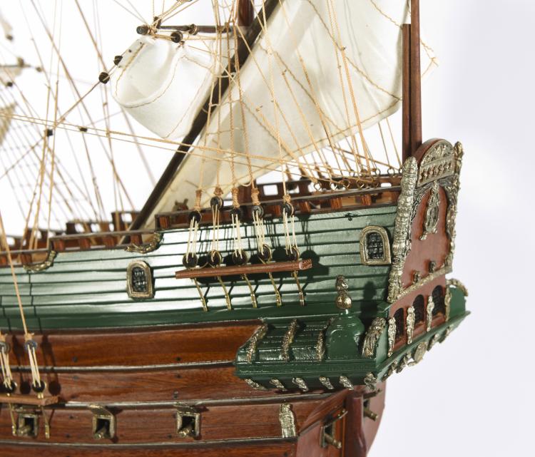 Bild 4 zu Objekt, Schiffsmodell Dreimast-Galeone 'Batavia', 141A 258