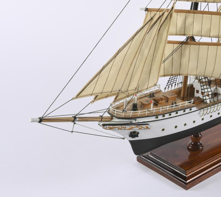 Bild 5 zu Objekt, Schiffsmodell Dreimast-Bark 'Mercator', 141A 259