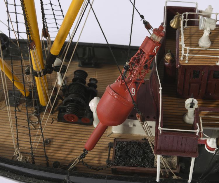 Bild 2 zu Objekt, Schiffsmodell Dampfschiff 'Bussard' , 141A 260