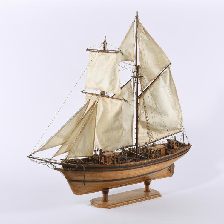 Bild 4 zu Objekt, Model two-masted smackship, 141A 265