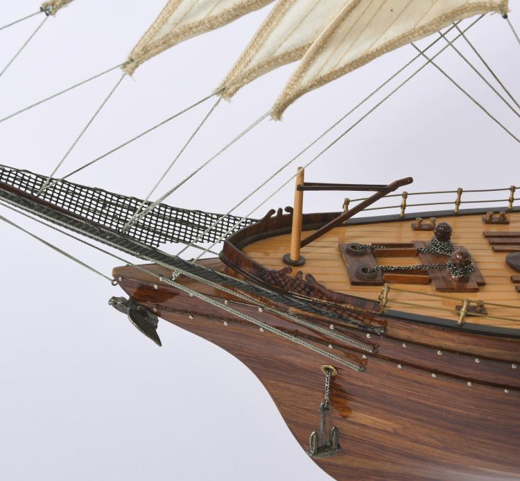 Bild 4 zu Objekt, Schiffsmodell Dreimast-Bark, 141A 266