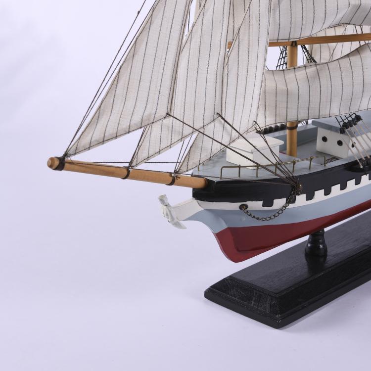 Bild 4 zu Objekt, Schiffsmodell Dreimast-Bark 'Marco Polo', 141A 268