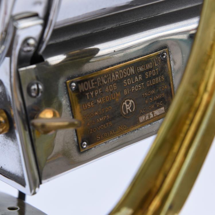 Bild 3 zu Objekt, Scheinwerfer mit Stativ, Mole-Richardson Ltd, London, 141A 276