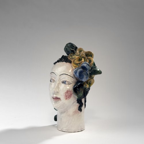 Female head, 1923