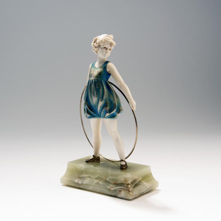 Bild 1 zu Objekt, 'Hoop girl', um 1930, 141C 777