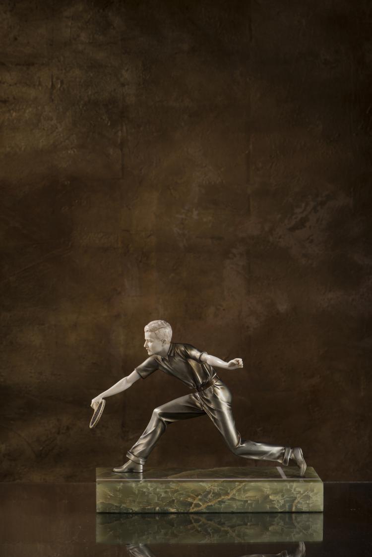 Bild 2 zu Objekt, 'Tennis Player', c. 1928, 141D 15