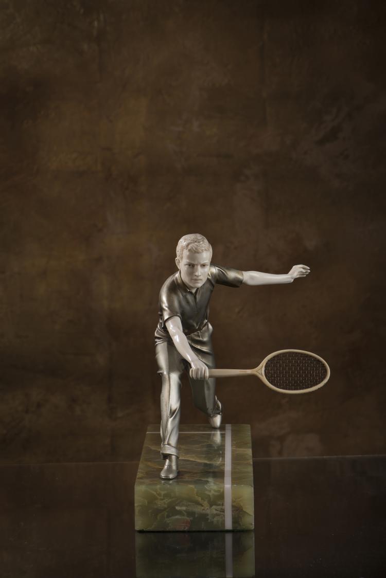 Bild 4 zu Objekt, 'Tennis Player', c. 1928, 141D 15