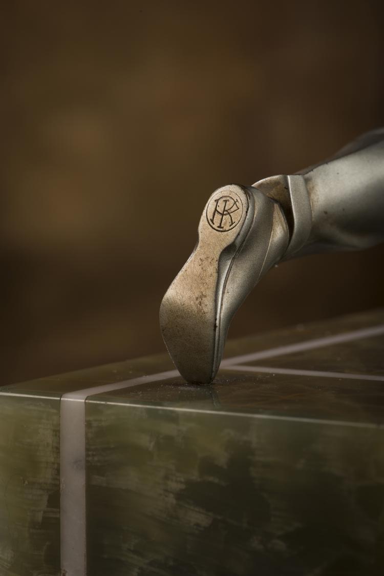 Bild 8 zu Objekt, 'Tennis Player', c. 1928, 141D 15