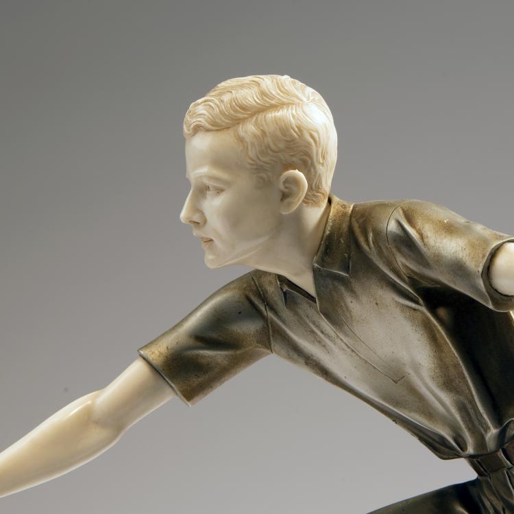 Bild 14 zu Objekt, 'Tennis Player', c. 1928, 141D 15