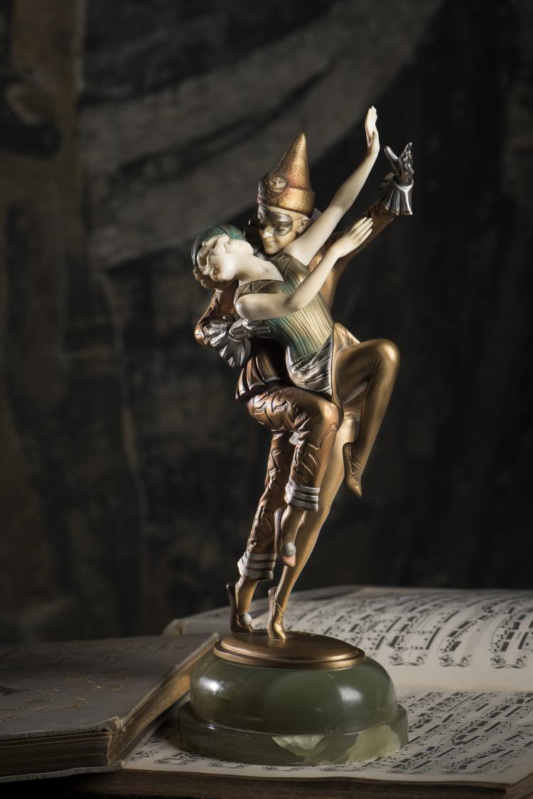 Bild 9 zu Objekt, 'Columbine and Harlequin', c. 1925, Preiss & Kassler, Berlin, 141D 33