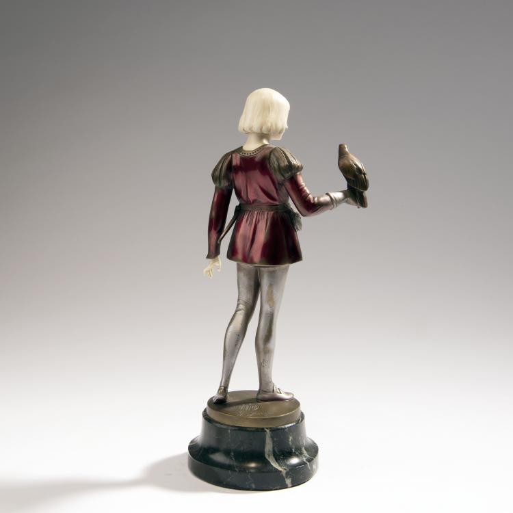 Bild 3 zu Objekt, 'The Falconer', c. 1925, Rosenthal & Maeder, Berlin, 141D 25