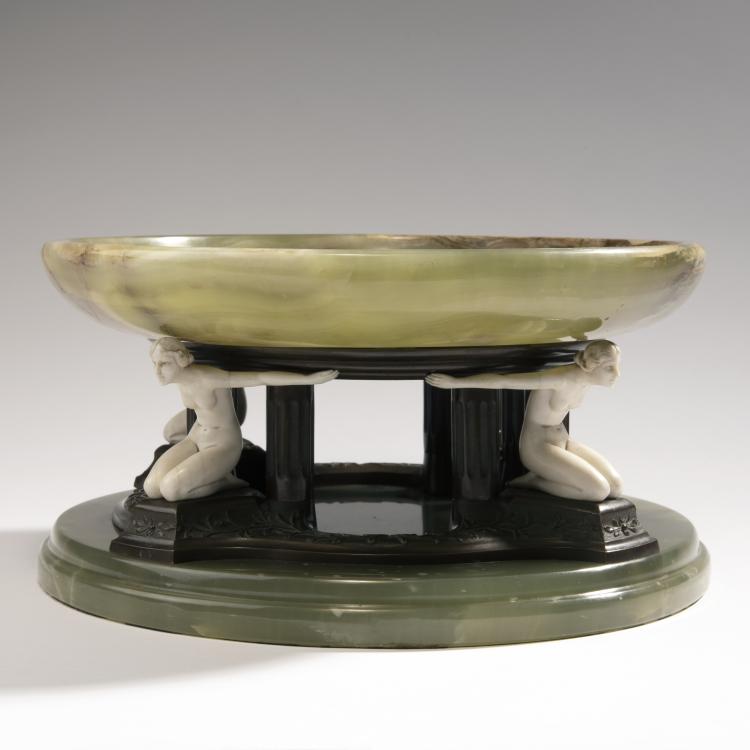 Bild 2 zu Objekt, 'Grecian Maidens supporting dish', 1920s , 141D 5