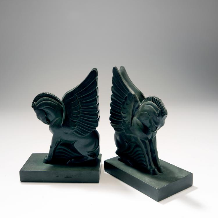 Bild 1 zu Objekt, Paar Buchst&uuml;tzen, Pegasus, 1930er Jahre, 141C 726