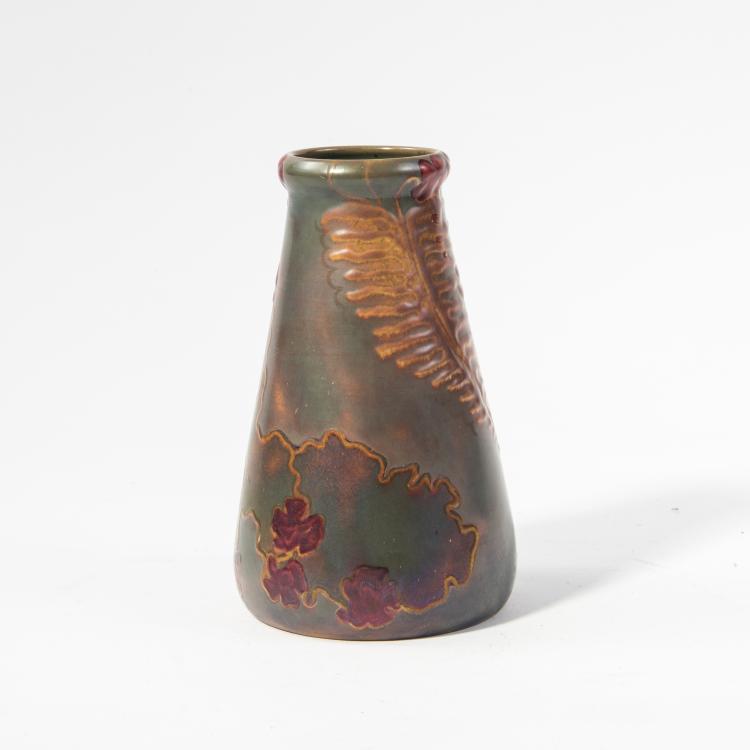 Bild 2 zu Objekt, Kleine Vase, um 1900, Zsolnay, Vilmos, Pecs, 141C 621