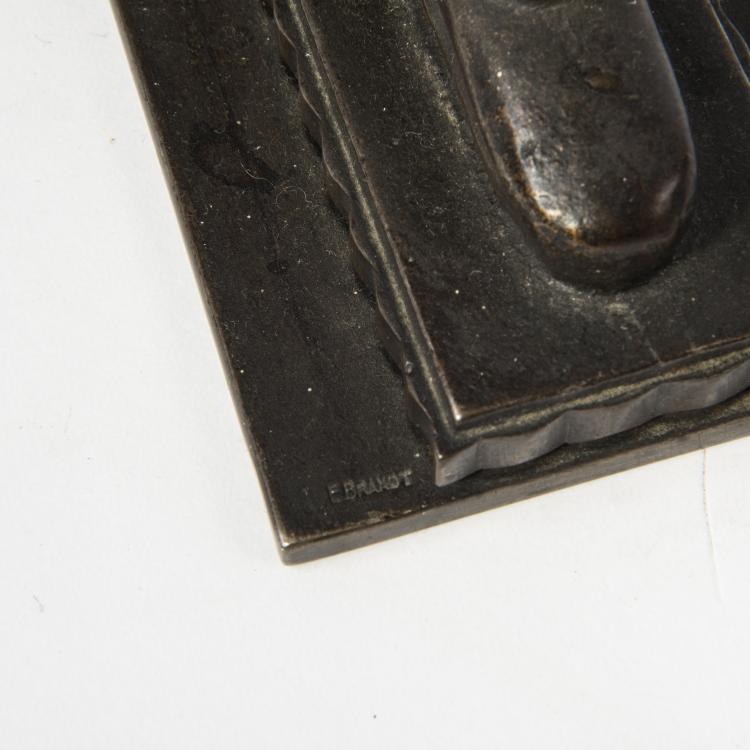 Bild 2 zu Objekt, Zwei Buchst&uuml;tzen 'Hirsch', 1927, Brandt, Edgar, Paris, 141C 638