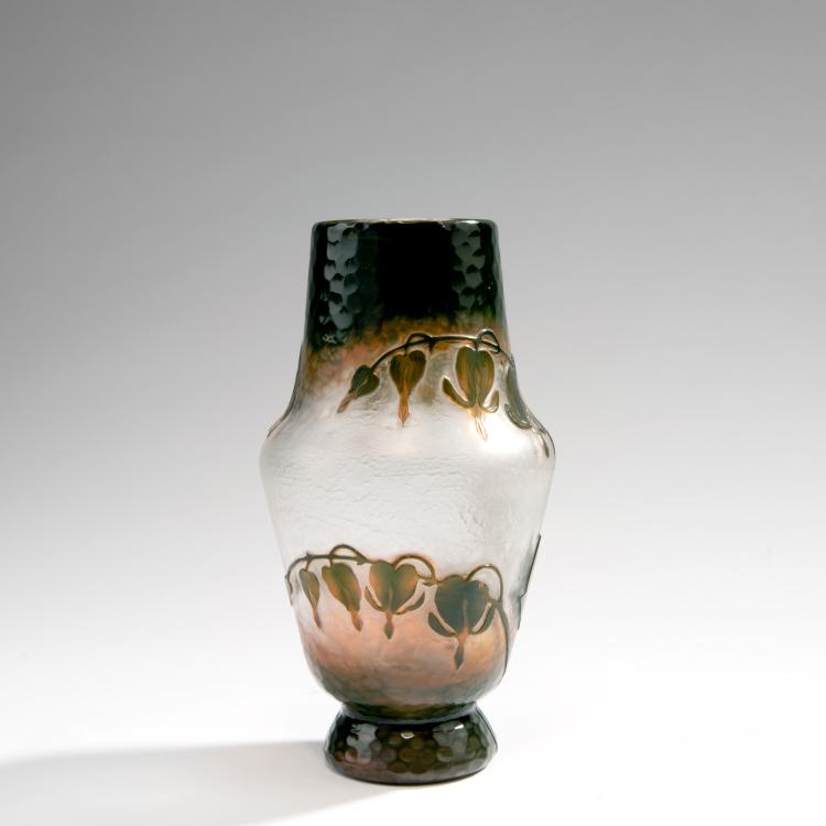 Bild 1 zu Objekt, Martel&eacute;-Vase 'Coeur de Jeanette', 1898, Daum Fr&egrave;res, Nancy, 141C 402