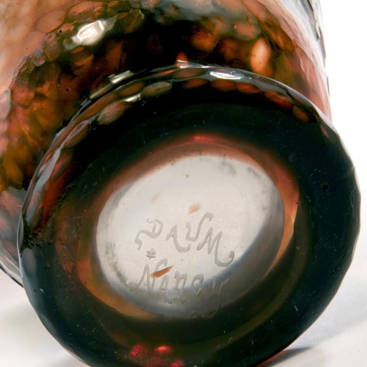 Bild 3 zu Objekt, Martel&eacute;-Vase 'Coeur de Jeanette', 1898, Daum Fr&egrave;res, Nancy, 141C 402