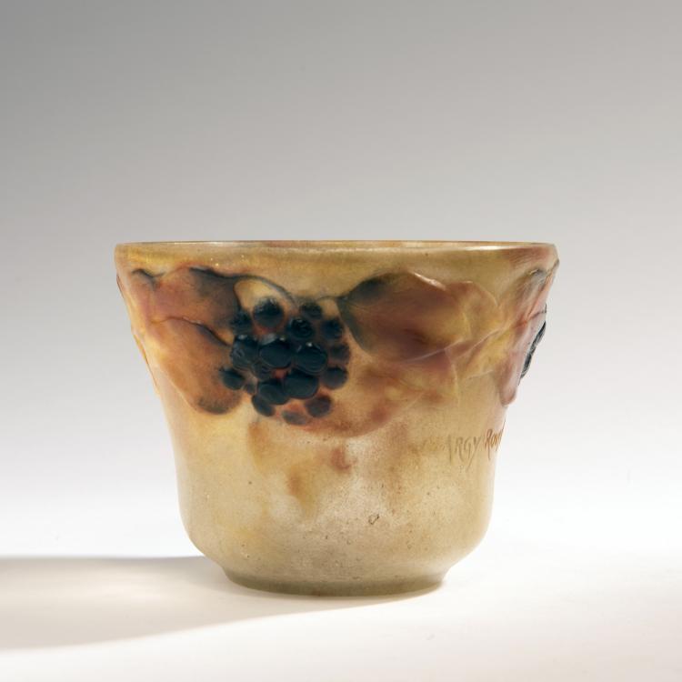 Bild 1 zu Objekt, 'Sureau' vase, 1919, Argy-Rousseau, Gabriel, Paris, 141C 383