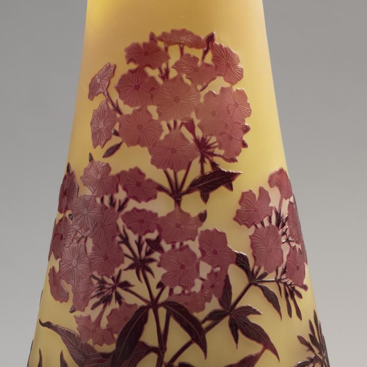 Bild 2 zu Objekt, Tall 'Laurier rose' vase, 1920s, Gall&eacute;, Etablissements, Nancy, 141C 498