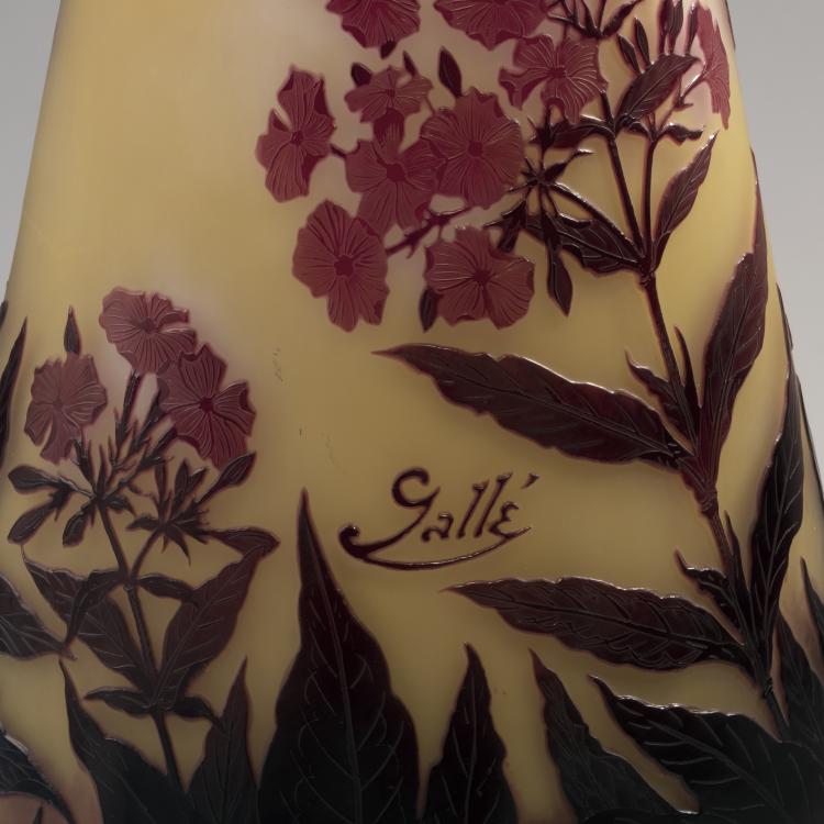 Bild 3 zu Objekt, Tall 'Laurier rose' vase, 1920s, Gall&eacute;, Etablissements, Nancy, 141C 498