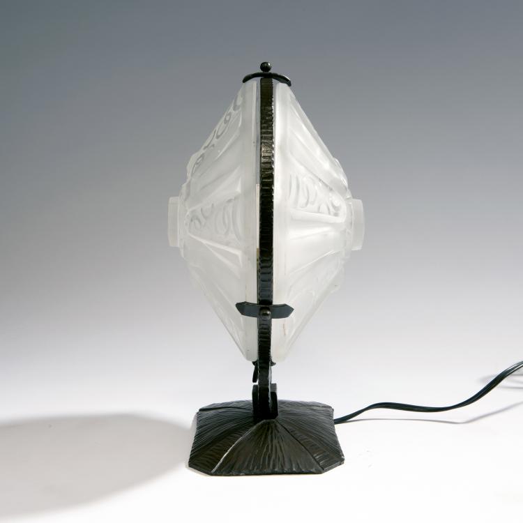 Bild 2 zu Objekt, Tischleuchte, um 1930, Muller Fr&egrave;res, Lun&eacute;ville, 141C 507