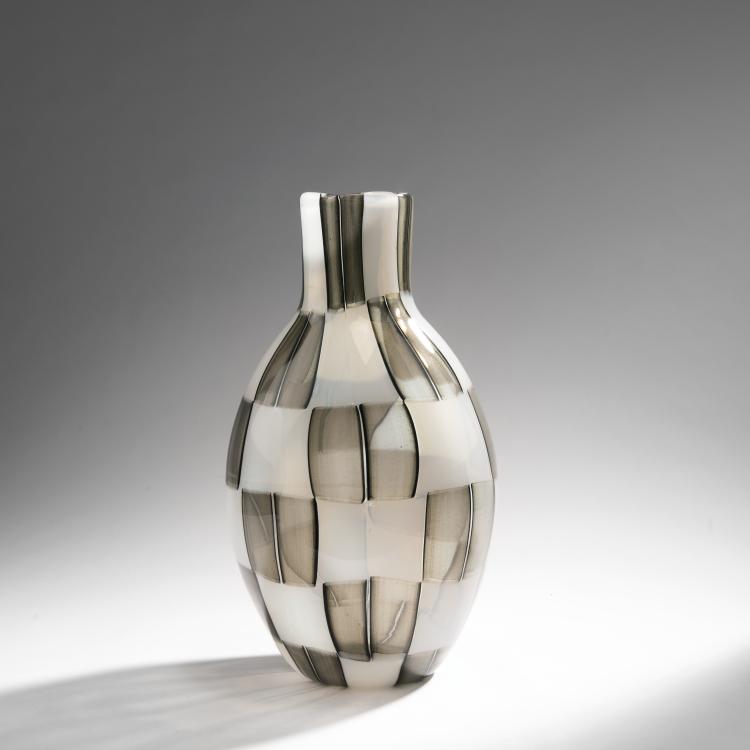 Bild 1 zu Objekt, 'Parabolico' vase, 1957, Barovier & Toso, Murano, 143C 559