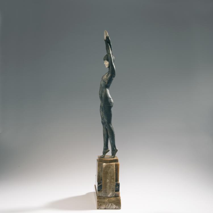 Bild 14 zu Objekt, 'Etoile de mer' (Starfish), c. 1928, Etling, Edmond, Paris, 141D 22