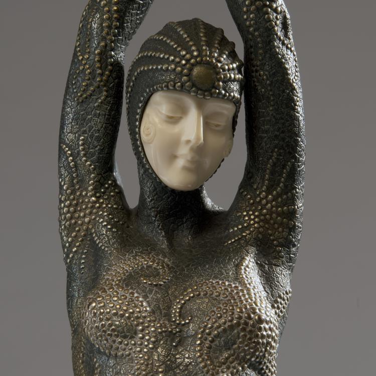 Bild 18 zu Objekt, 'Etoile de mer' (Starfish), c. 1928, Etling, Edmond, Paris, 141D 22