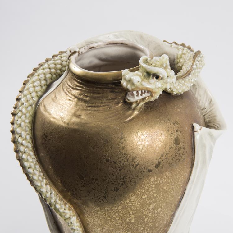 Bild 3 zu Objekt, Vase mit zweifl&uuml;geligem Drachen, um 1905, Stellmacher, Eduard, Turn-Teplitz, 141C 625