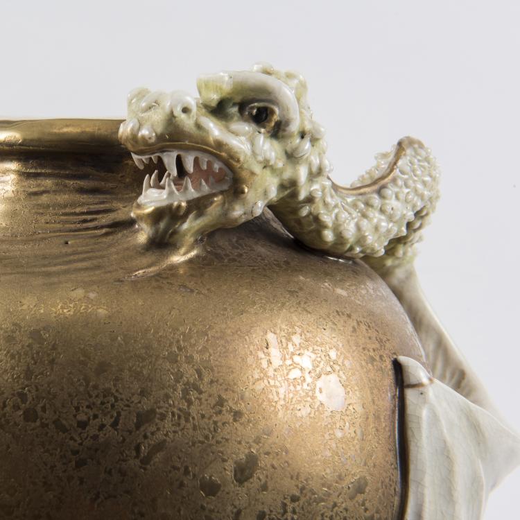 Bild 6 zu Objekt, Vase mit zweifl&uuml;geligem Drachen, um 1905, Stellmacher, Eduard, Turn-Teplitz, 141C 625