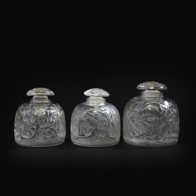 Hauptbild zu Objekt, Three 'Epines' flacons, 1920, Lalique, Ren&eacute;, Wingen-sur-Moder, 141B 320