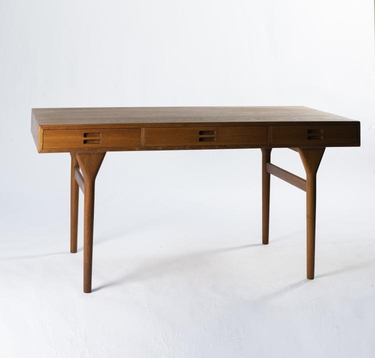 Bild 1 zu Objekt, '93' writing desk, 1952, S&oslash;ren Willadsen Furniture, Vejen, D&auml;nemark., 142A 108