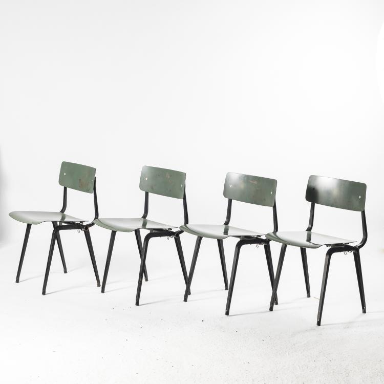 Bild 3 zu Objekt, Vier Klappst&uuml;hle 'Revolt' - 'Theatre chair', 1954, Ahrend Cirkel, Den Haag, 143B 328