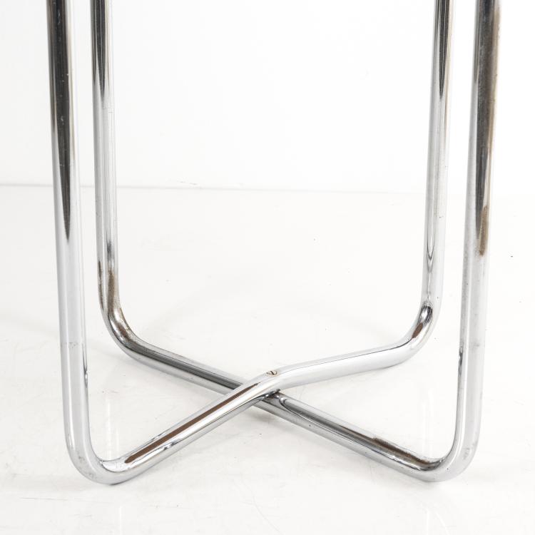 Bild 2 zu Objekt, Beistelltisch, 1930er Jahre, Metz & Co., Amsterdam, 143B 295