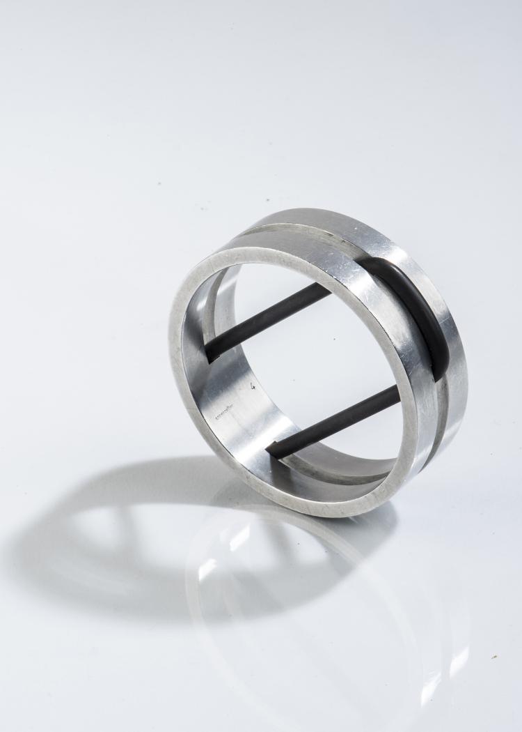 Bild 2 zu Objekt, Armreif, 1971, 142B 229