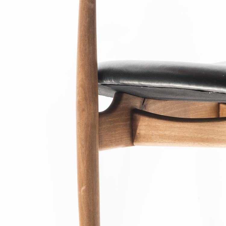 Bild 6 zu Objekt, Two '109' armchairs, 1946, Finn Juhl, Vodder, Niels, Kopenhagen, 142A 103