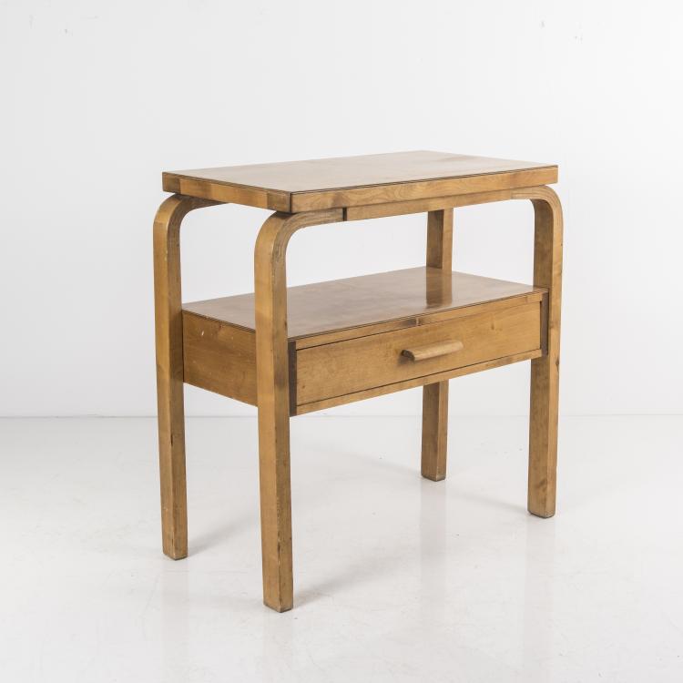Bild 2 zu Objekt, Beistelltisch 'Radio table', um 1935, Alvar Aalto, Artek, Helsinki, 142A 049