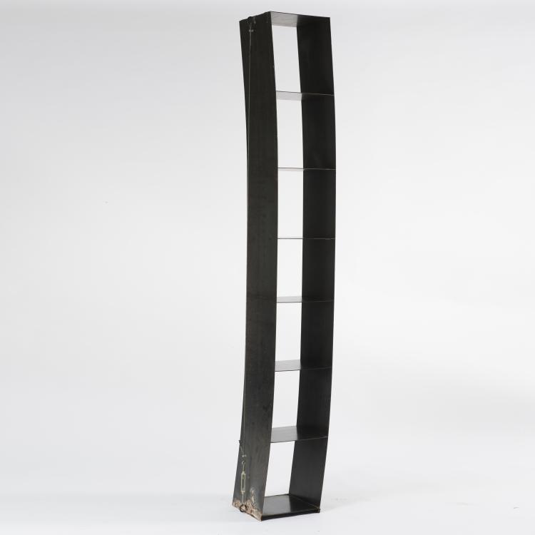 Bild 1 zu Objekt, 'Verspanntes Regal' shelf, 1982, Wolfgang Laubersheimer, Laubersheimer, Wolfgang, 142A 154