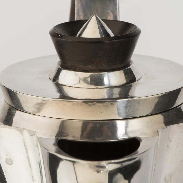 Bild 17 zu Objekt, Weinkanne, um 1922, Christian Dell, Bauhaus Weimar, 142A 020