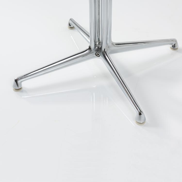 Bild 3 zu Objekt, Sechs St&uuml;hle 'La Fonda', 1961, Miller, Herman, Zeeland, 143B 429