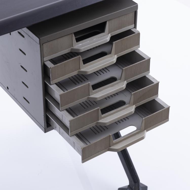 Bild 2 zu Objekt, Schreibmaschinentisch 'Arco', 1963, Olivetti, Ivrea, 143A 180