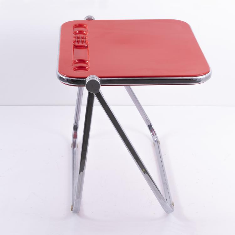 Bild 5 zu Objekt, Klappschreibtisch 'Platone', 1970 und zwei St&uuml;hle 'Plia', 1969, Anonima Castelli, Bologna, 143A 209